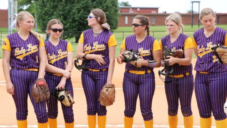 lyon-county-vs-logan-county-softball-6-e1621125142690