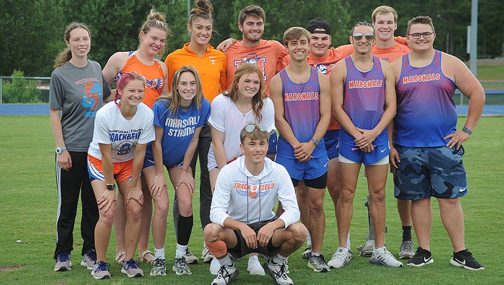marshall-track-seniors