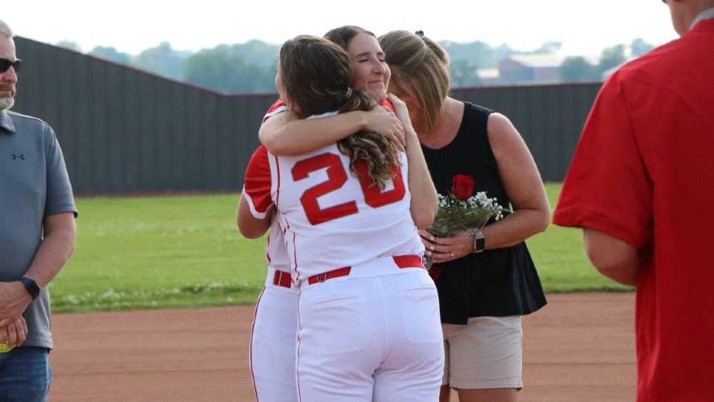 todd-softball-senior-day-39-2