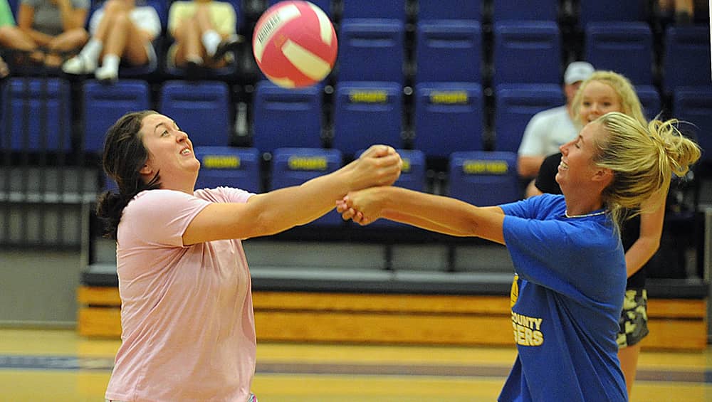 caldwell-alumni-volleyball