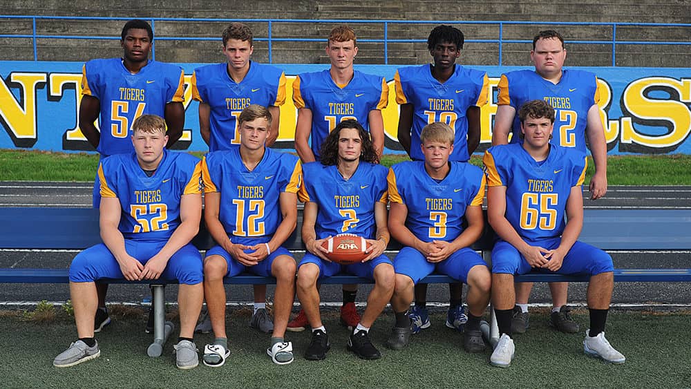 caldwell-football-seniors