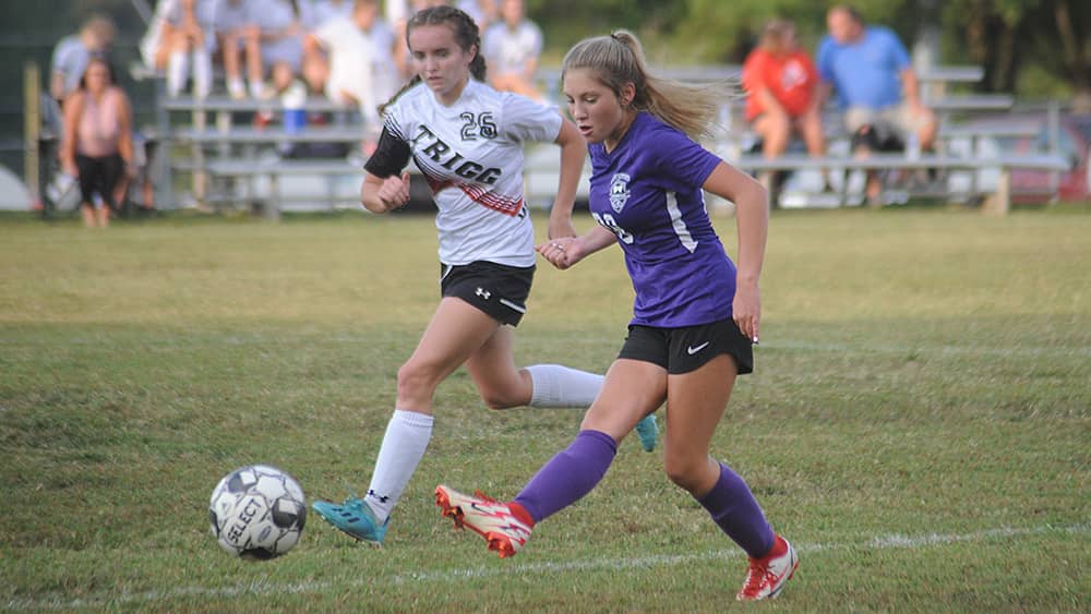 lady-lyon-soccer-3
