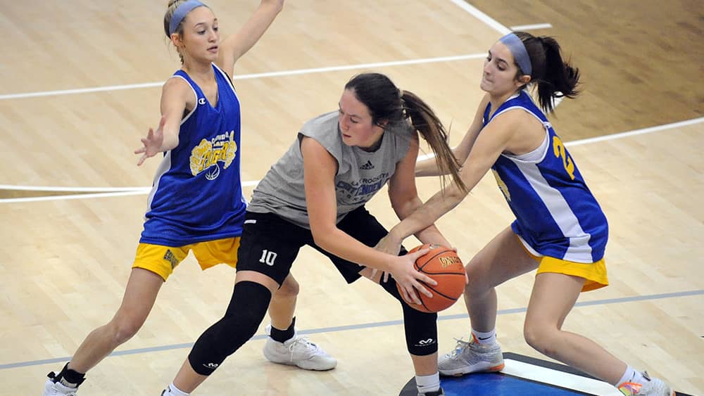 caldwell-girls-at-crittenden