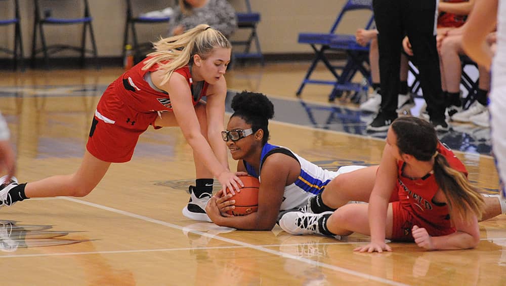 aj-hollowell-vs-mayfield