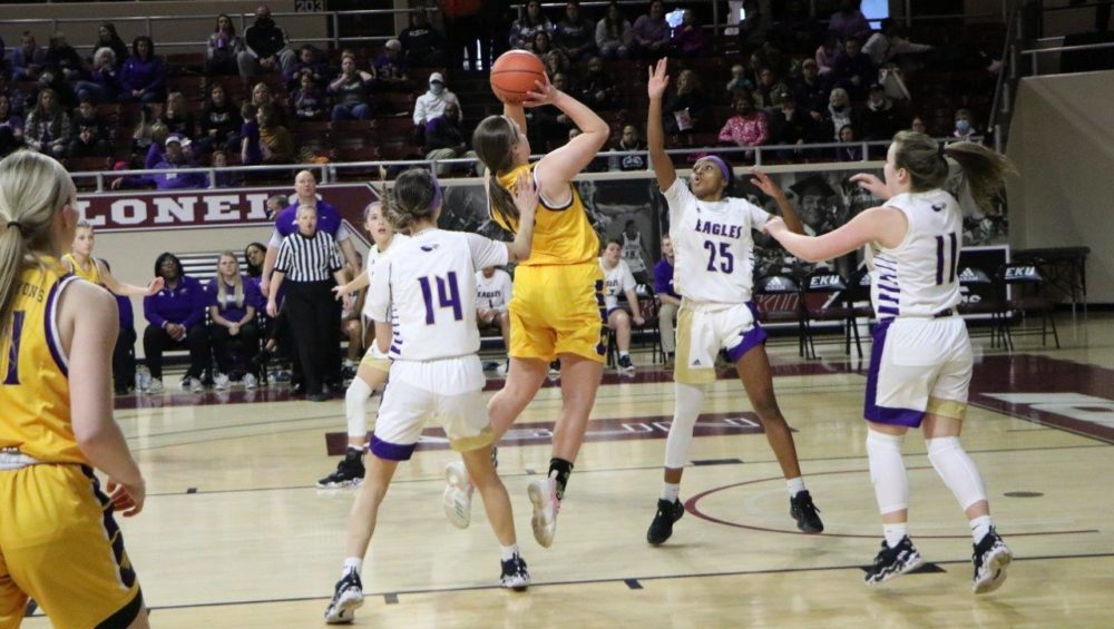 lady-lyons-campbellsville-37-2