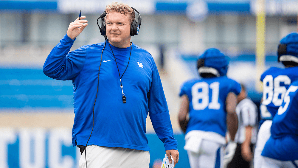 UK Football recruits drop in On3's 2022 rankings, and Vince Marrow