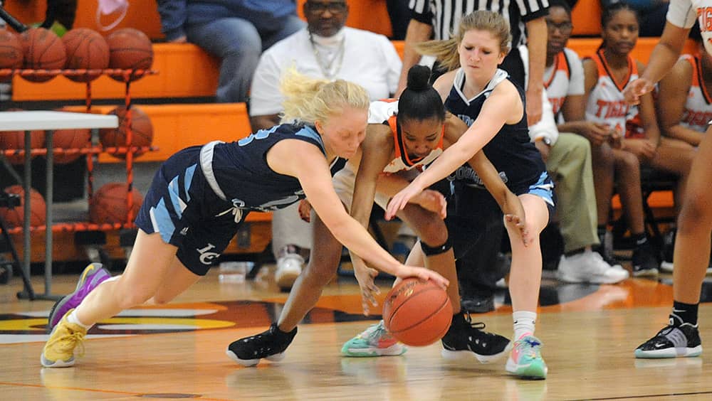 hoptown-logan-girls