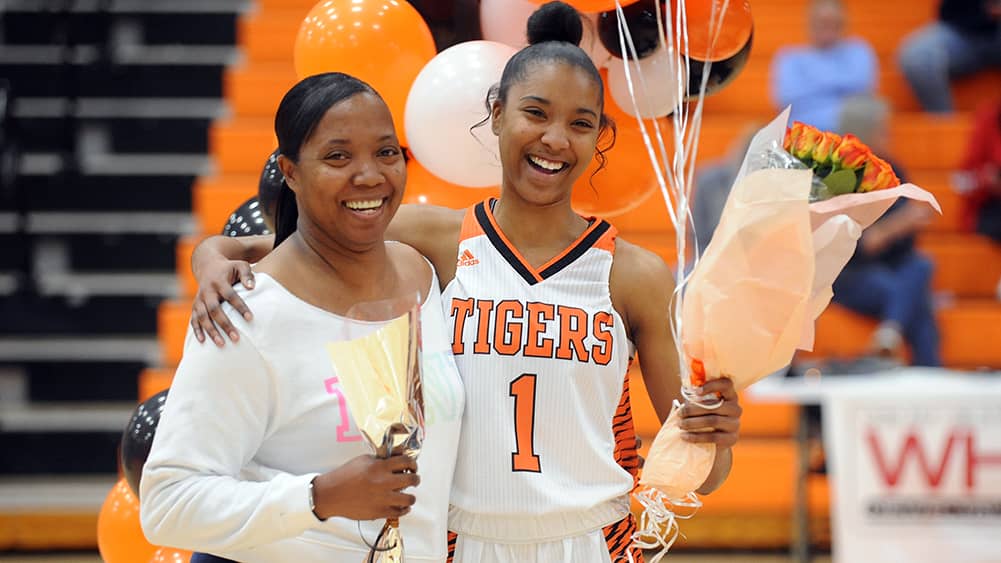 hoptown-seniors