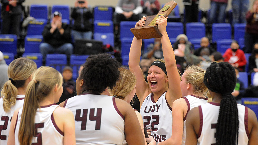 camryn-lagrange-with-district-trophy