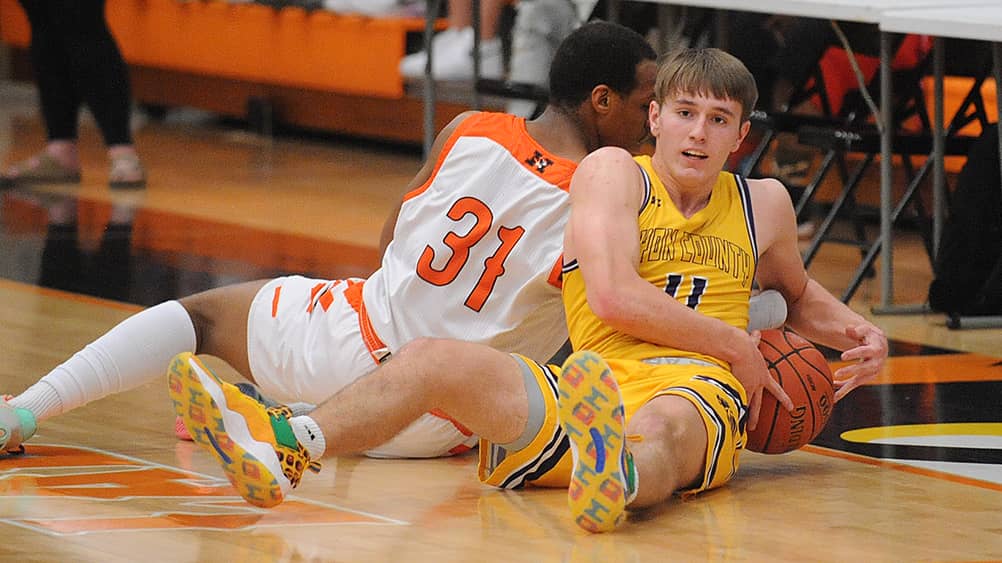 travis-perry-on-the-floor