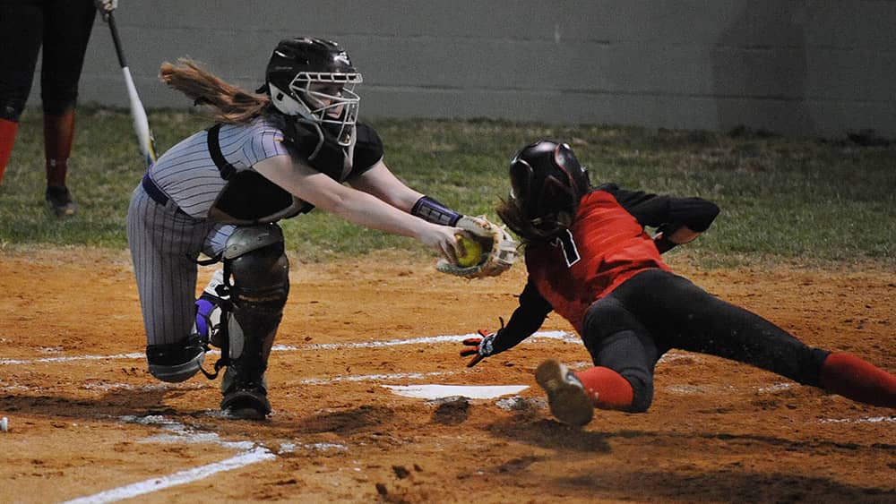 lyon-softball-vs-hickman
