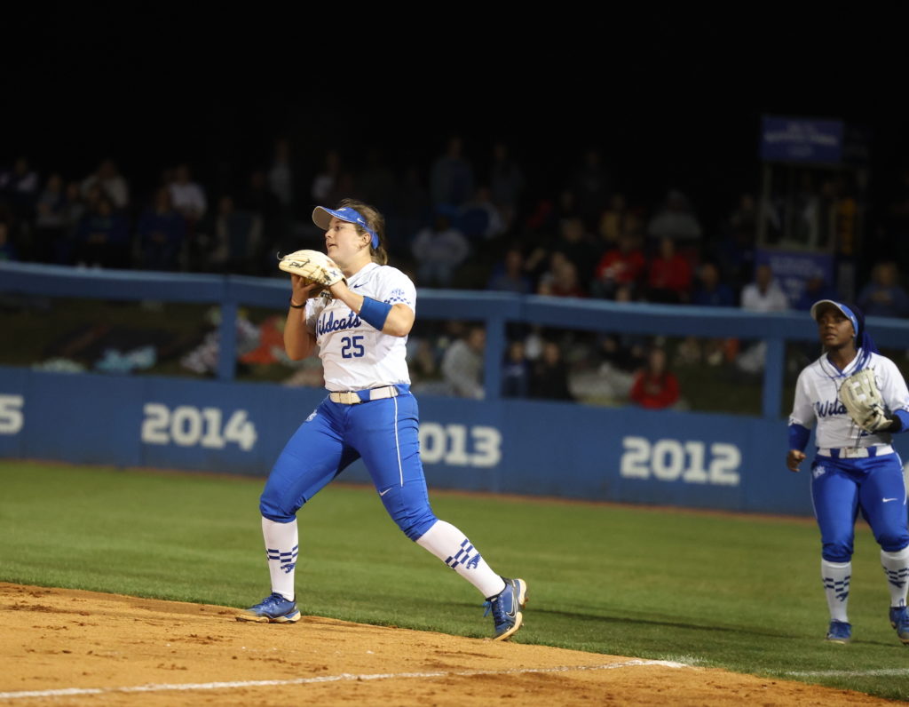 No. 1 Oklahoma Beats No. 8 Kentucky 9-1 In Front of Record Crowd (w/PHOTOS)  | Your Sports Edge 2021