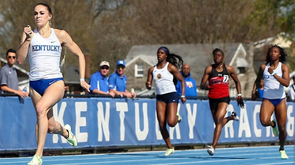 sab-hosts-ping-pong-ball-drop-photo-by-grace-bradley-uk-athletics