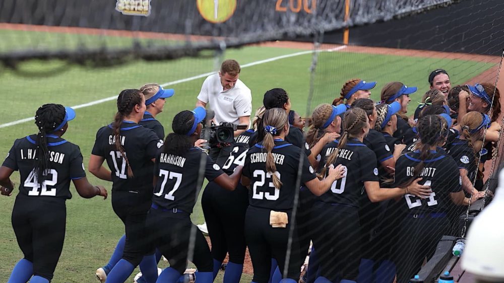 88adc3e5-c7cb-4de8-acfb-d13bd3989e91