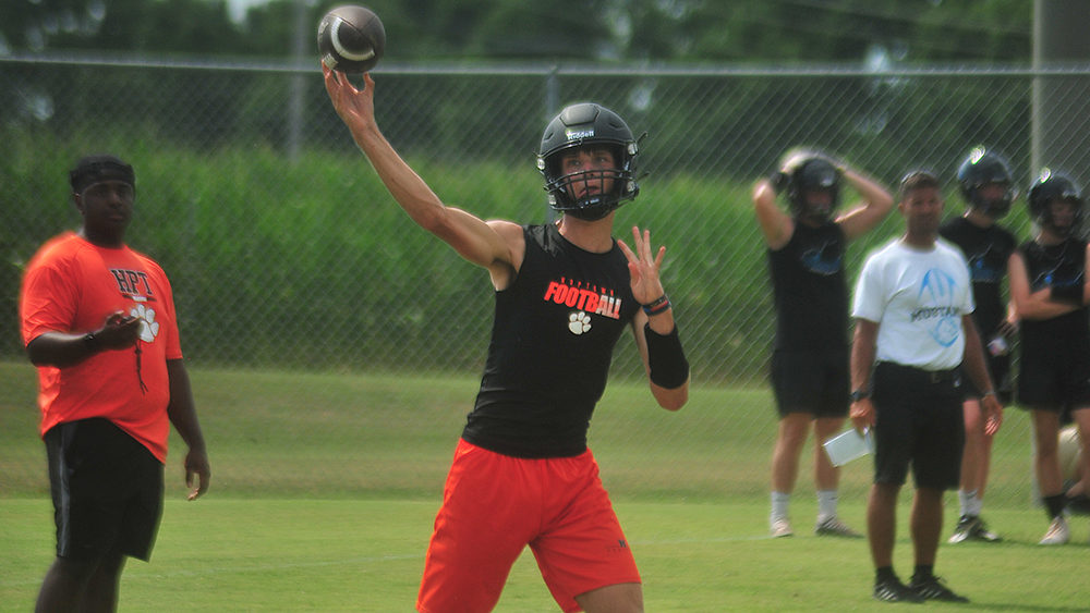 hoptown-quarterback