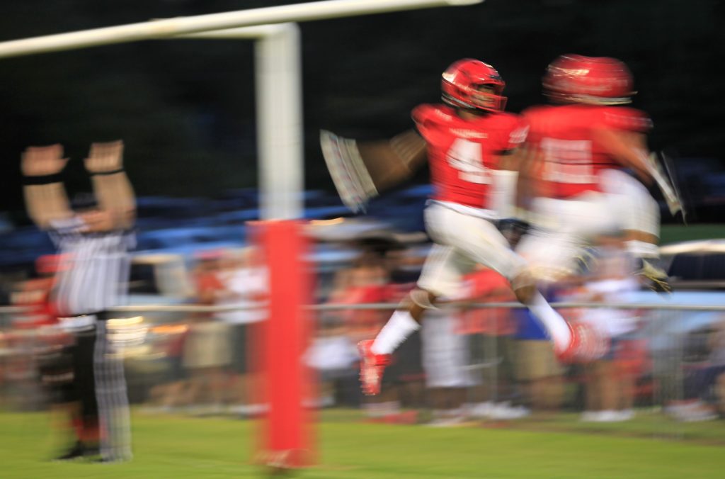 Hopkinsville falls 59-6 to Mayfield, Sports