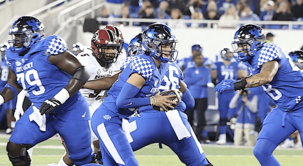 Sheron starts at QB for No. 13 Kentucky for injured Levis