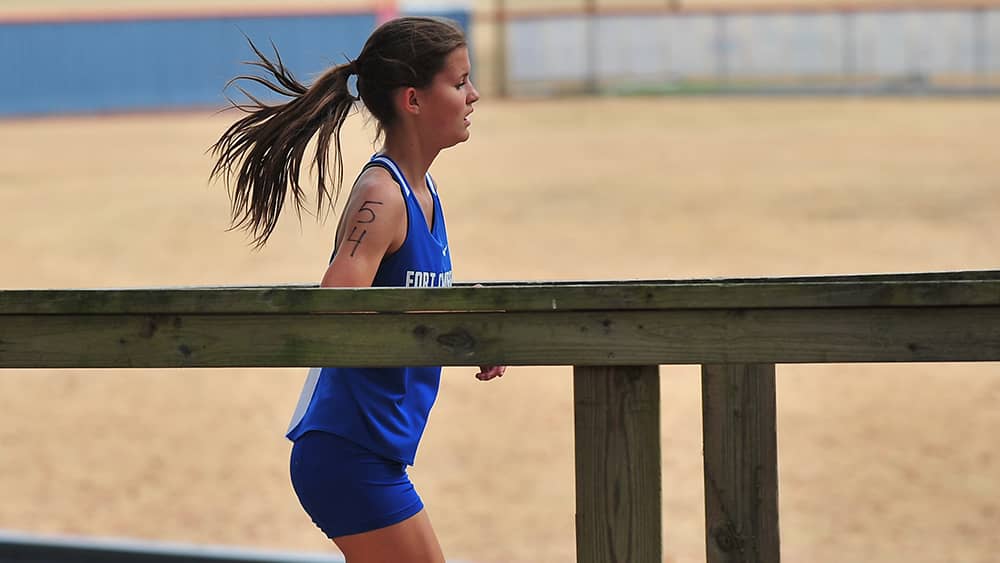 ava-roberts-at-cross-country-regional