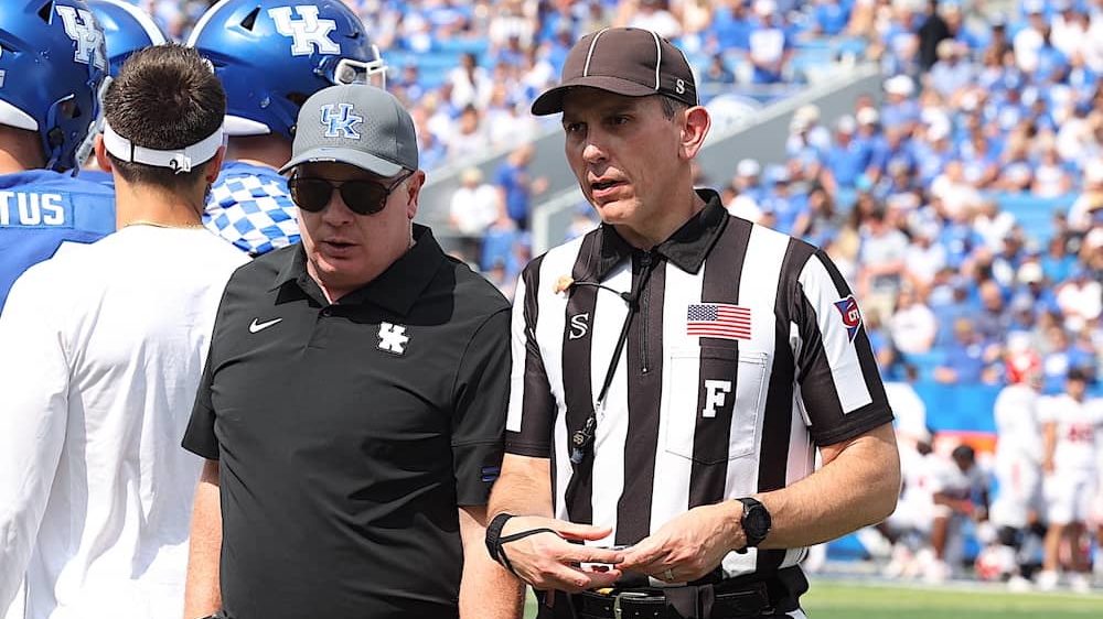 stoops-upset-3