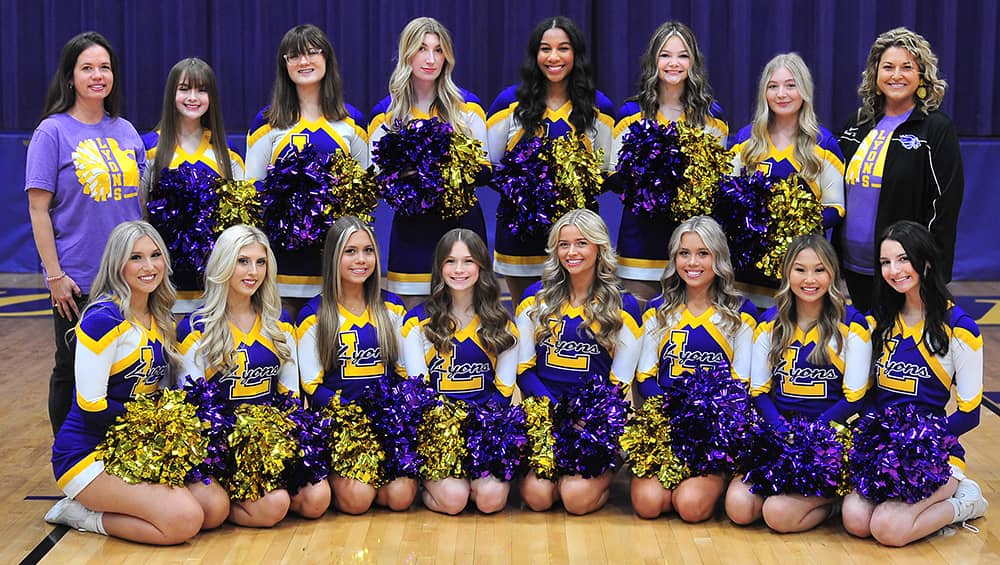 lyon-cheerleaders-44