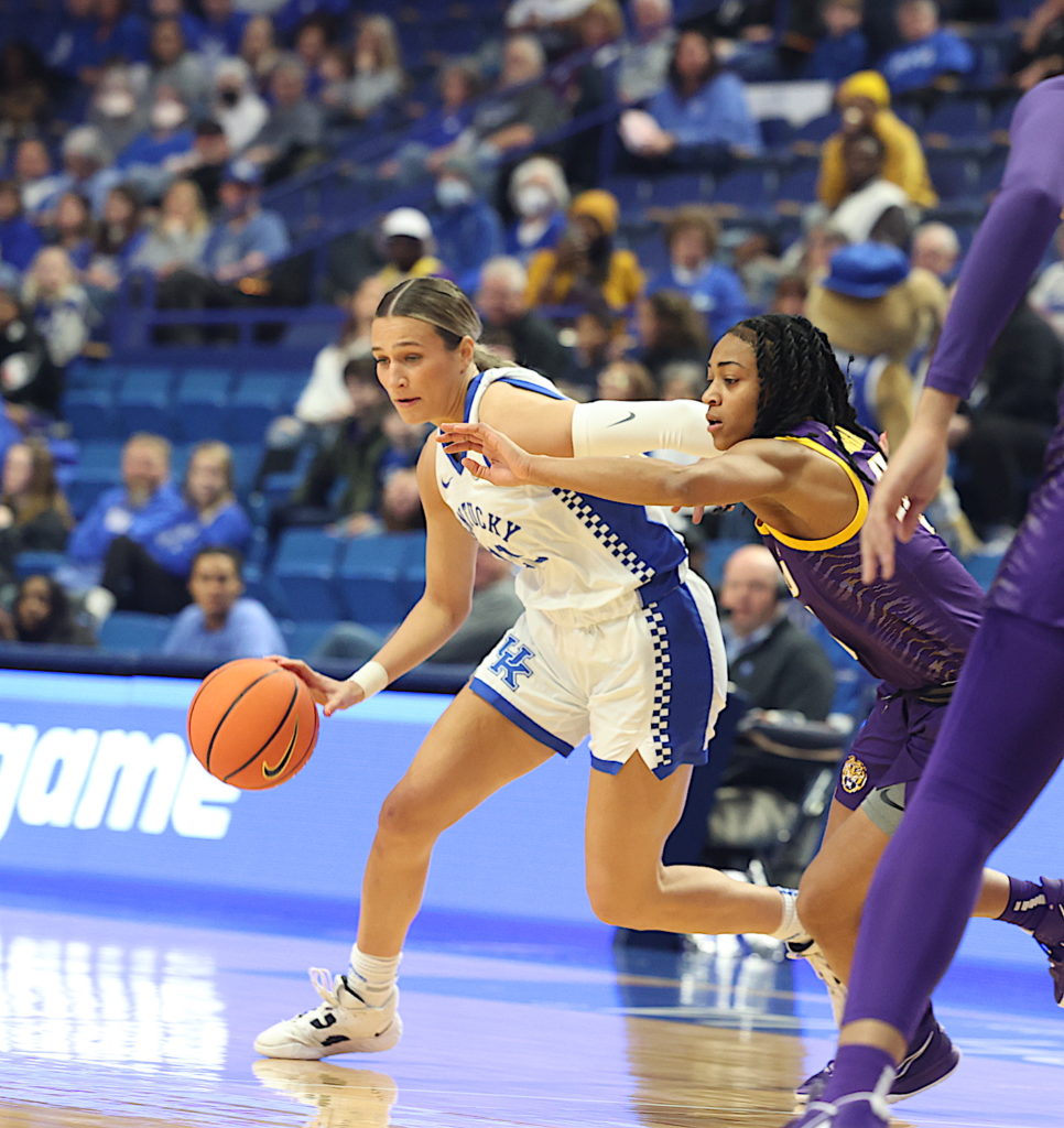 Maddie Scherr lone bright spot for inept Kentucky offense (W/ Photos ...