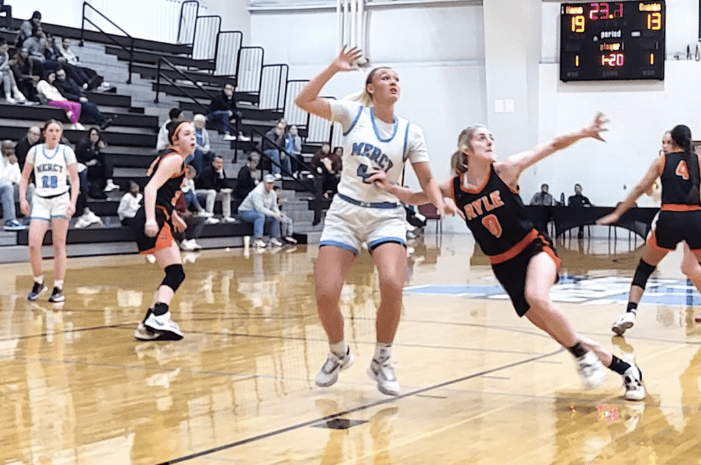 Leah Macy has lofty goal to state's alltime leading rebounder