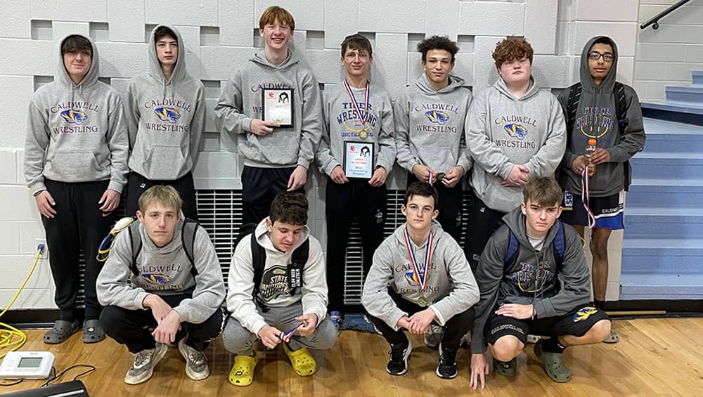 caldwell-wrestlers-2nd-at-laker-invitational