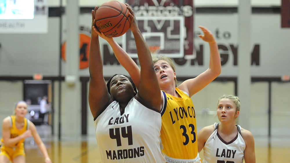 amari-lovan-vs-lyon-county