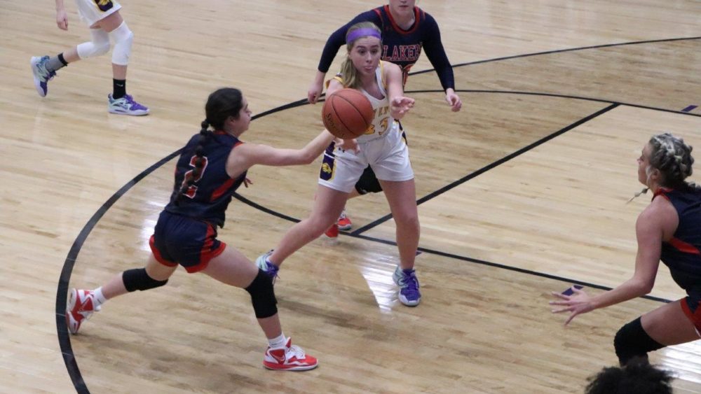 lady-lyons-lady-lakers-19-2