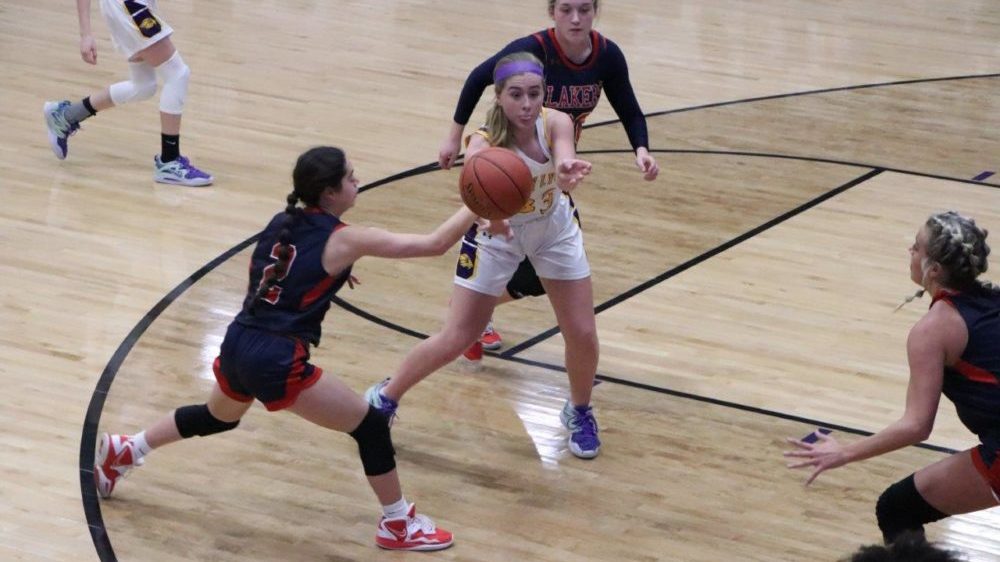 lady-lyons-lady-lakers-19-2