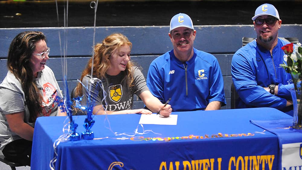 laney-jones-signs-with-midway
