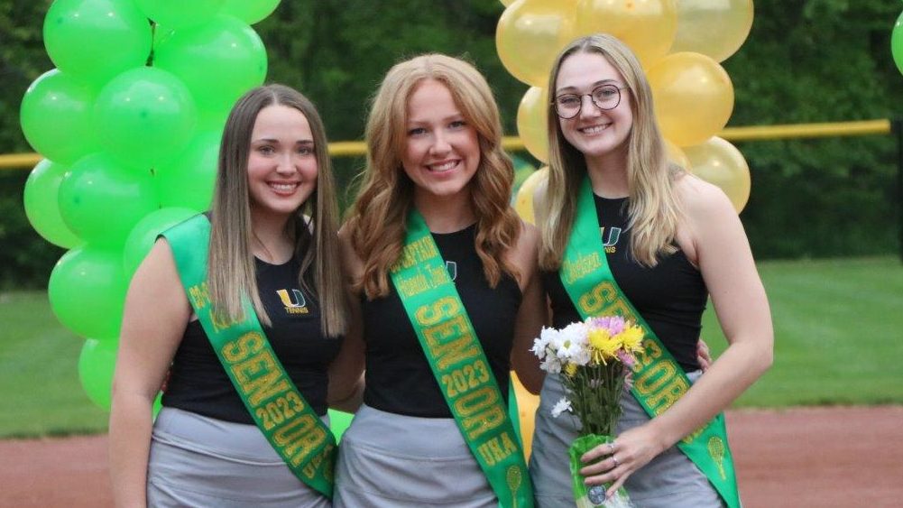 uha-girls-tennis-seniors-26-2