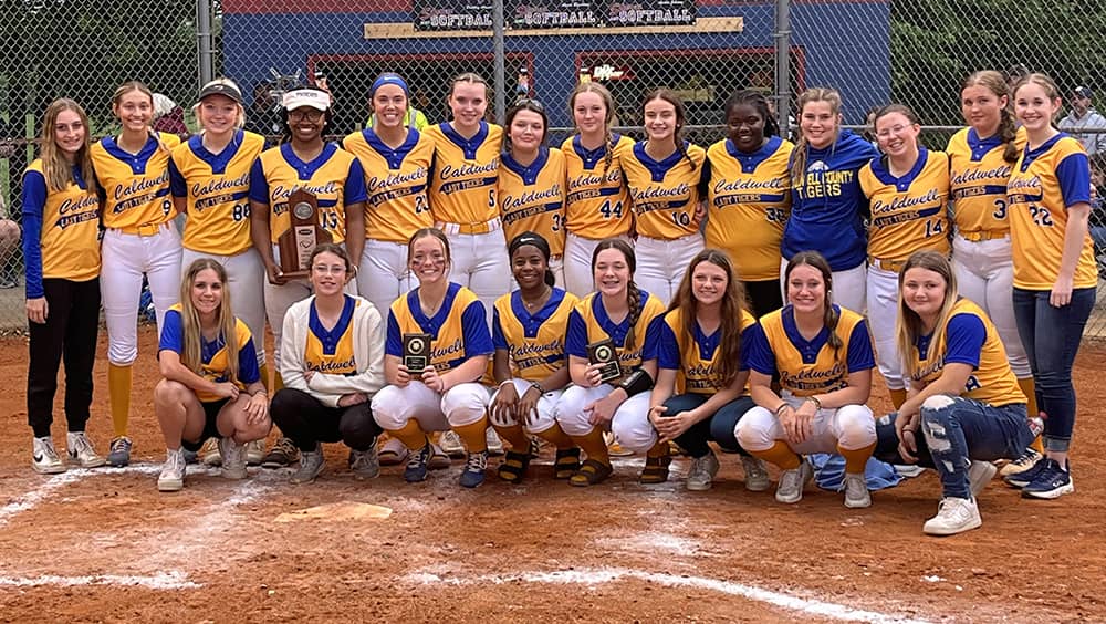 lady-tiger-softball-district-runner-up