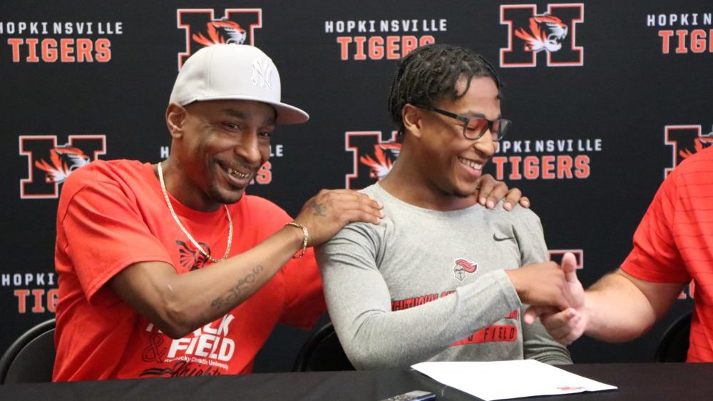 floyd-kay-signing-18-2