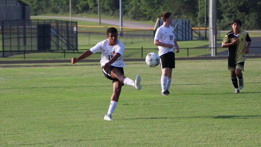 lyon-russellville-boys-soccer-28-2