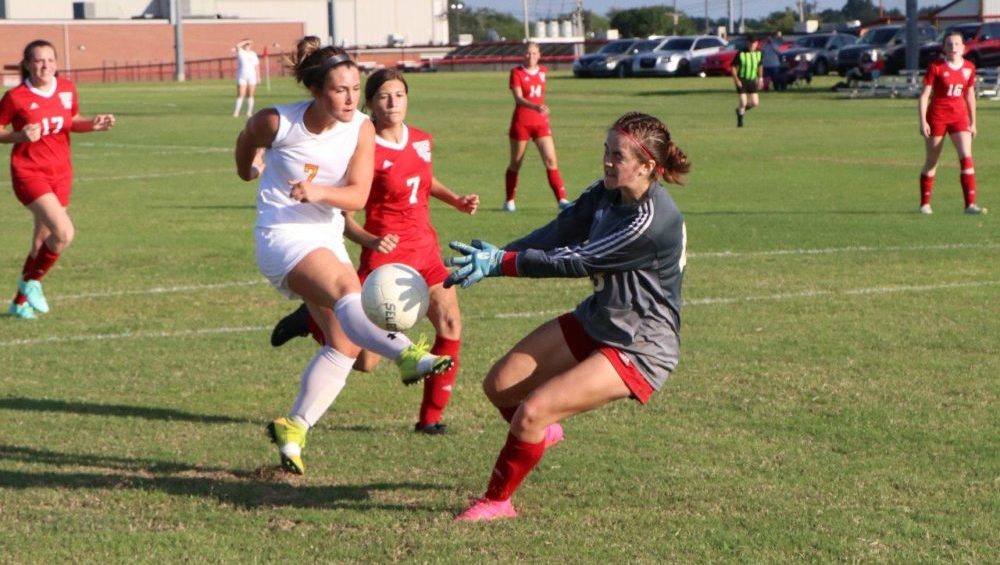 lady-rebels-barren-1-2