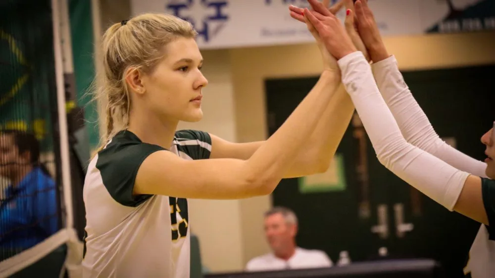 uha-todd-volleyball-15
