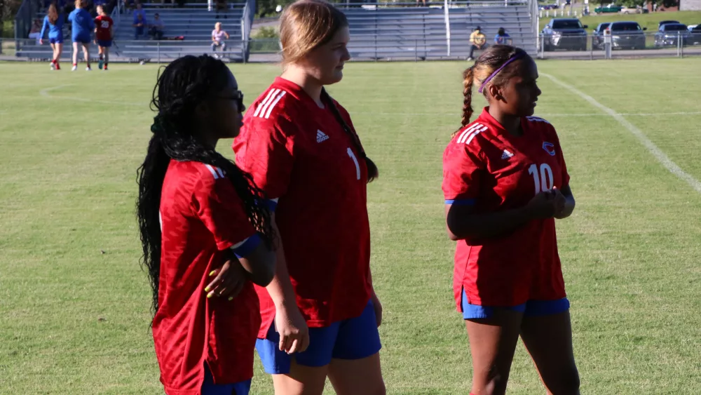 cchs-lady-colonels-mayfield-5-3