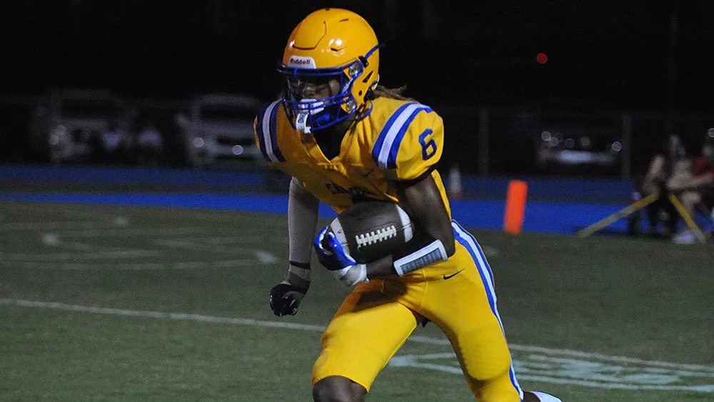 xzavier-lee-vs-mayfield