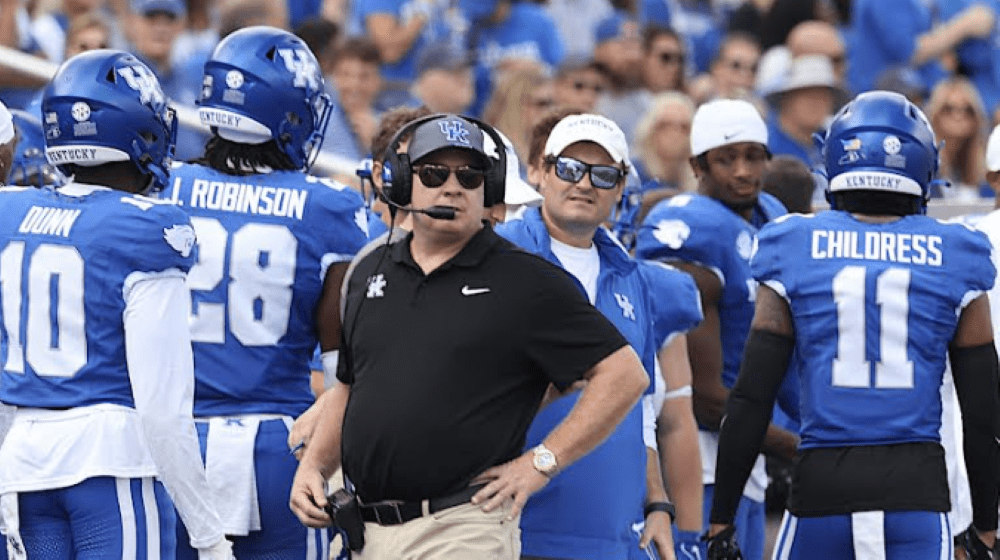 Mark Stoops among 10 highest-paid coaches in college football