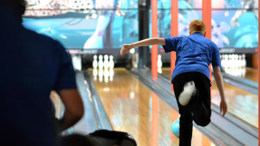 110423-hop-cc-bowling-8
