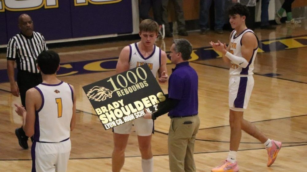 lyon-warren-cent-first-half-29-2