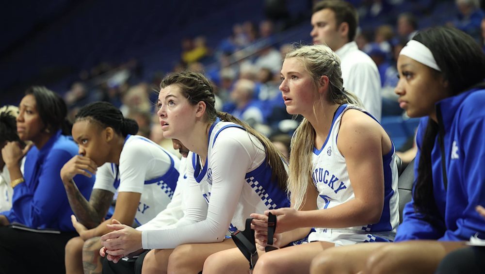 Elzy "beyond disappointed" With Team Defense in 22Point Loss to