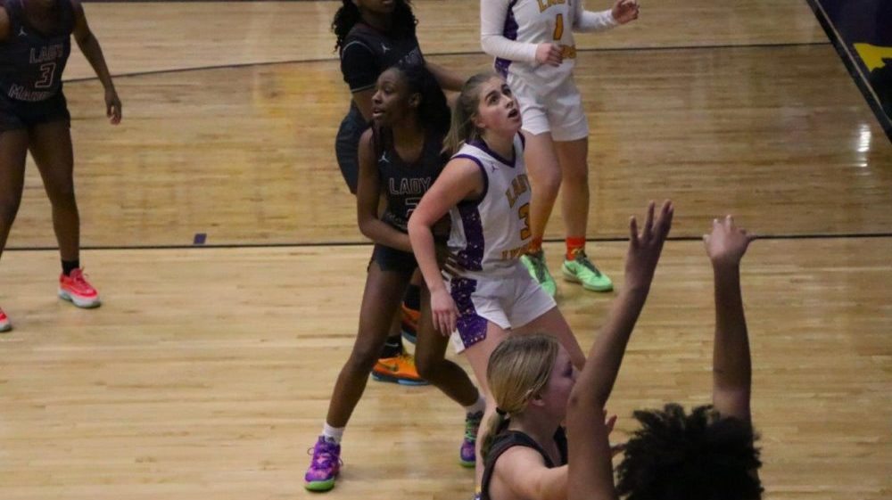 lyon-madville-girls-16-2