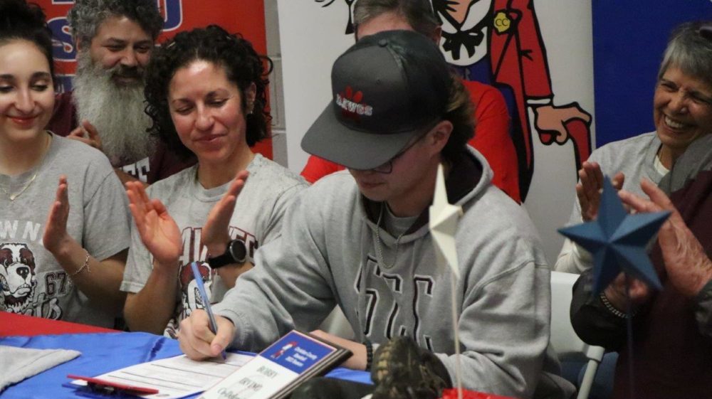 signing-day-cchs-55-2