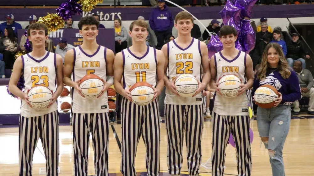 lyon-senior-night-40-2