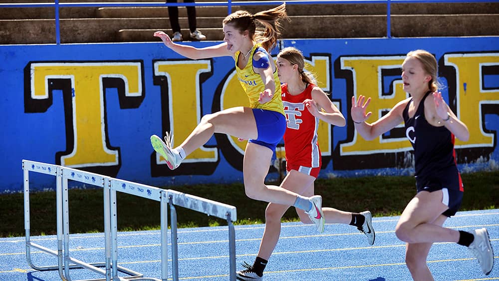 PHOTOS – Caldwell County at First Night Invite | Your Sports Edge 2021