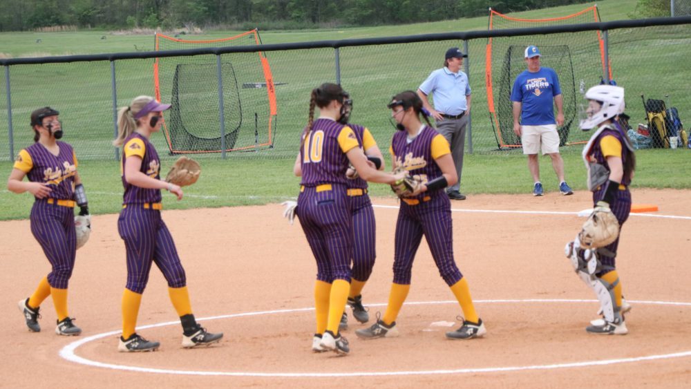 lyon-caldwell-softball-76-3