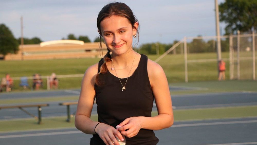 hoptown-girls-vs-madisonville-1-2