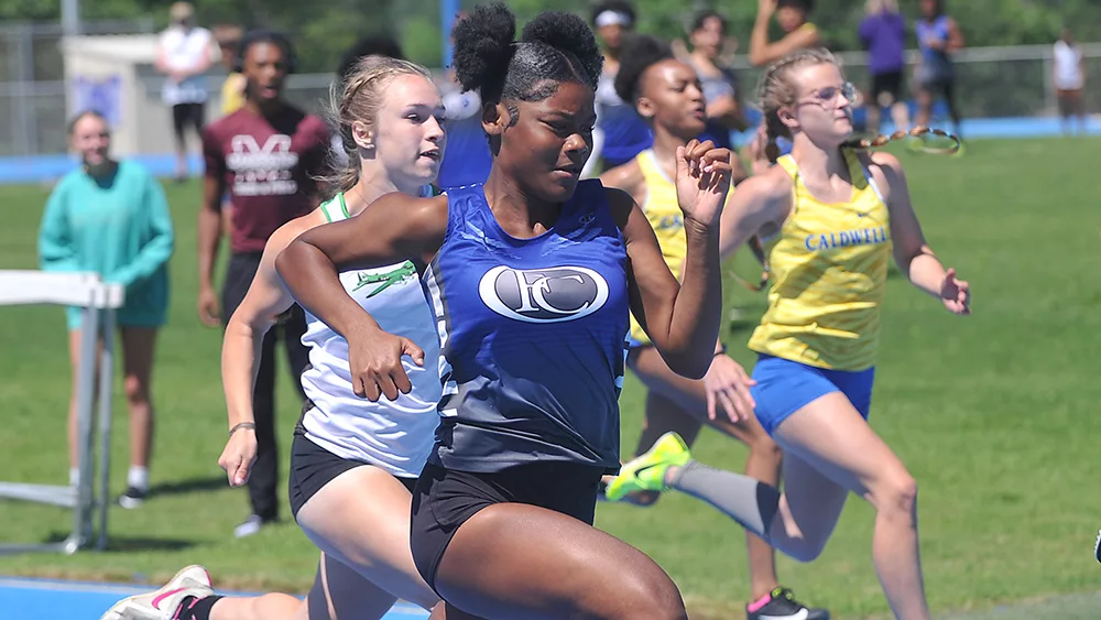 fort-campbell-girls-track-1